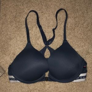 Tommy Hilfiger front clip push up bra